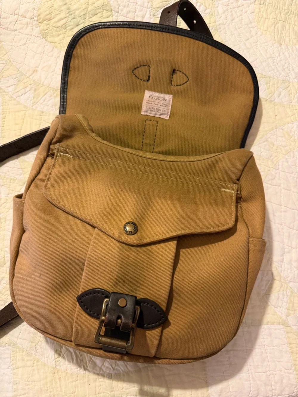 Filson Small Rugged Twill Field Bag Khaki/Leather Made in USA - Picture 11 of 16